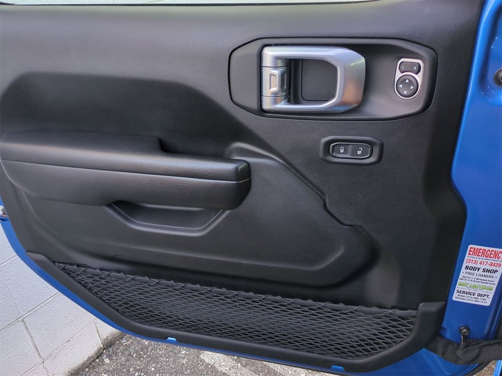 Thumbnail: 2021 Jeep Wrangler - 35