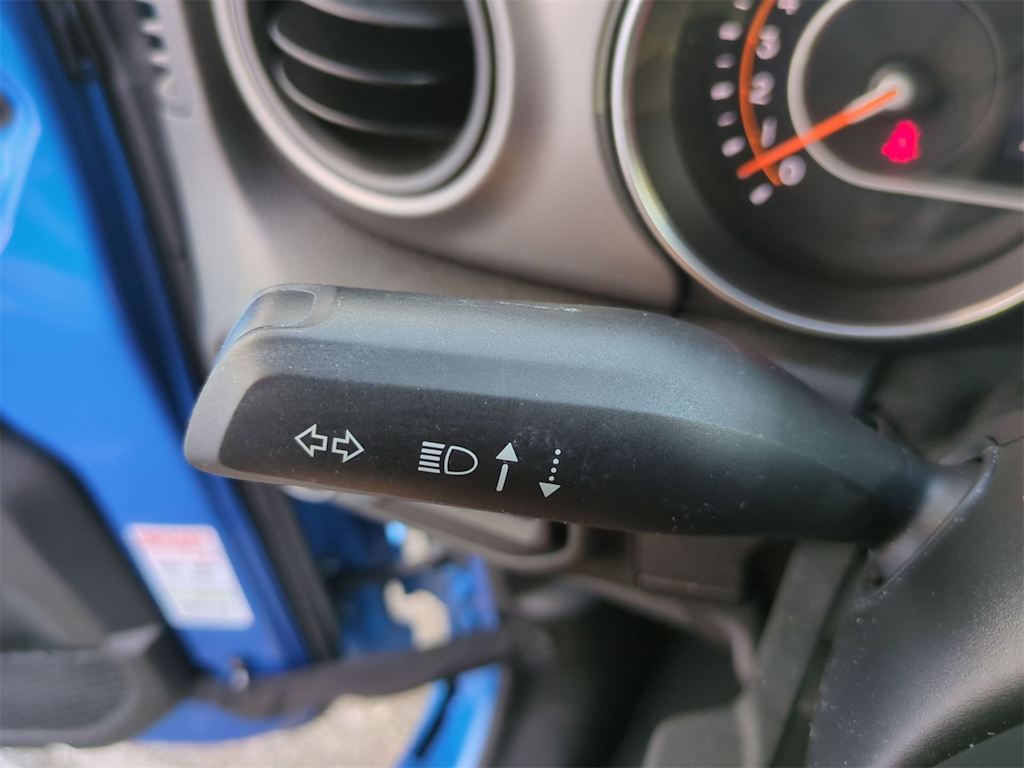 Thumbnail: 2021 Jeep Wrangler - 32