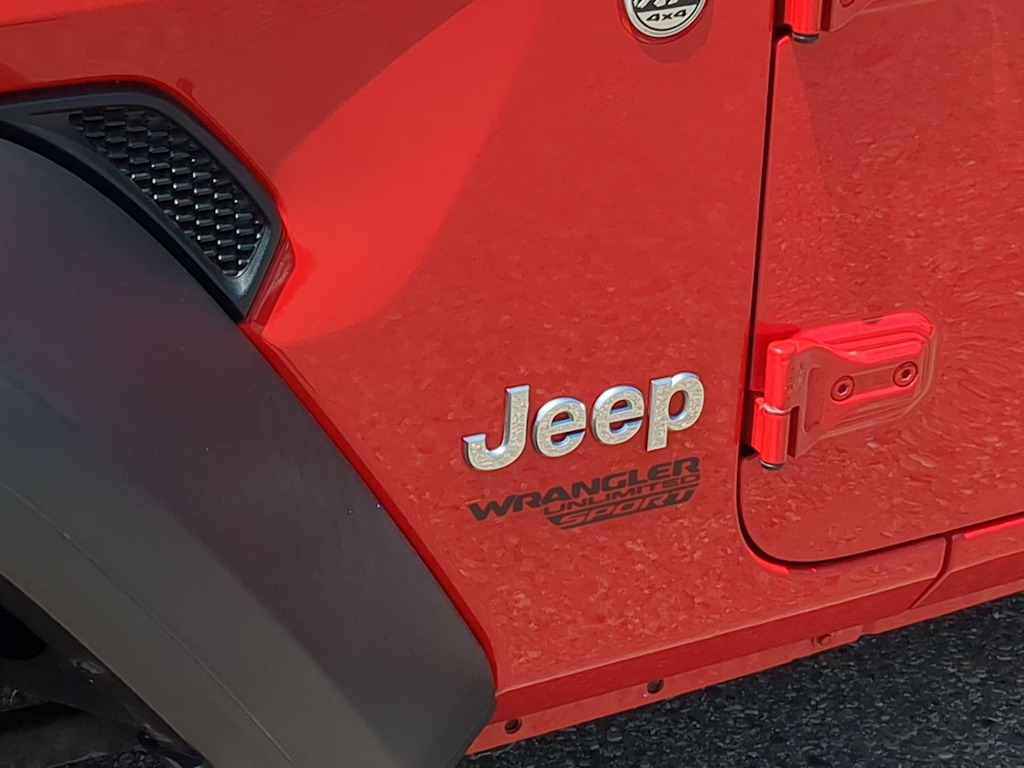 Thumbnail: 2020 Jeep Wrangler - 7