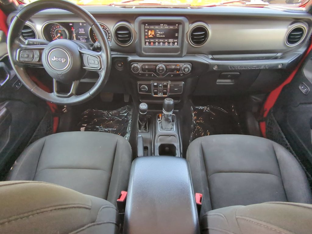 Thumbnail: 2020 Jeep Wrangler - 9