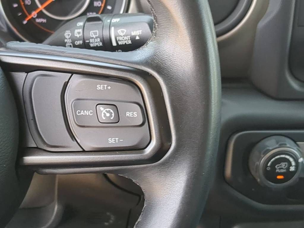 Thumbnail: 2018 Jeep Wrangler - 27