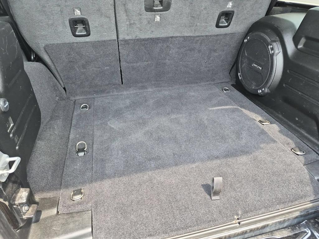 Thumbnail: 2021 Jeep Wrangler - 17