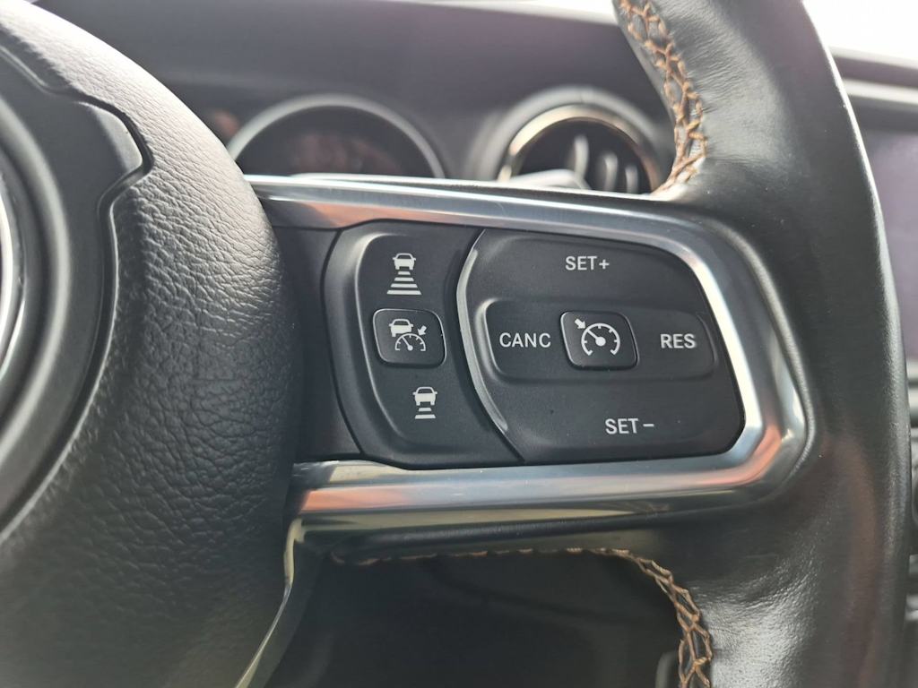 Thumbnail: 2021 Jeep Wrangler - 29