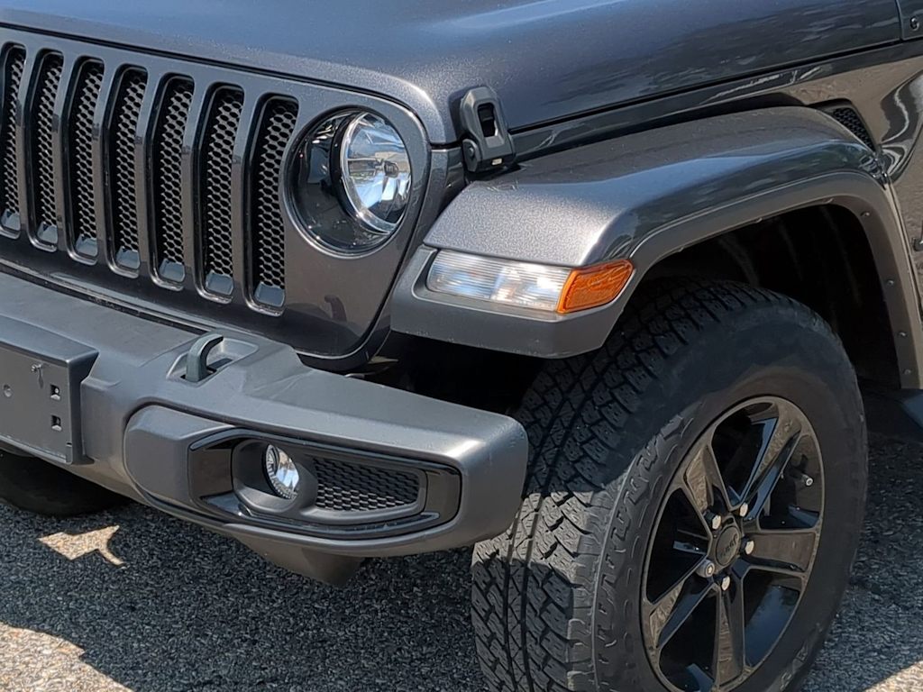 Thumbnail: 2021 Jeep Wrangler - 23