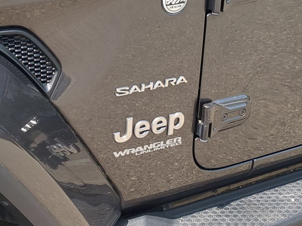 Thumbnail: 2020 Jeep Wrangler - 23