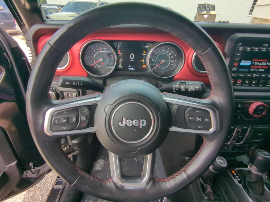 Thumbnail: 2018 Jeep Wrangler - 12