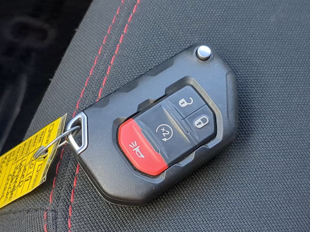 Thumbnail: 2019 Jeep Wrangler - 17