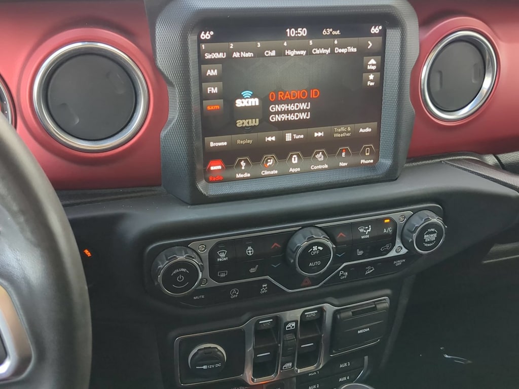 Thumbnail: 2019 Jeep Wrangler - 14