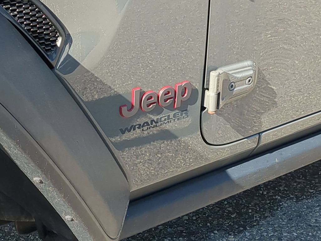 Thumbnail: 2019 Jeep Wrangler - 7