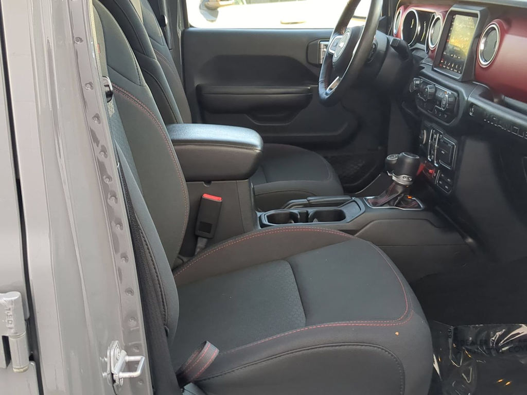 Thumbnail: 2019 Jeep Wrangler - 27