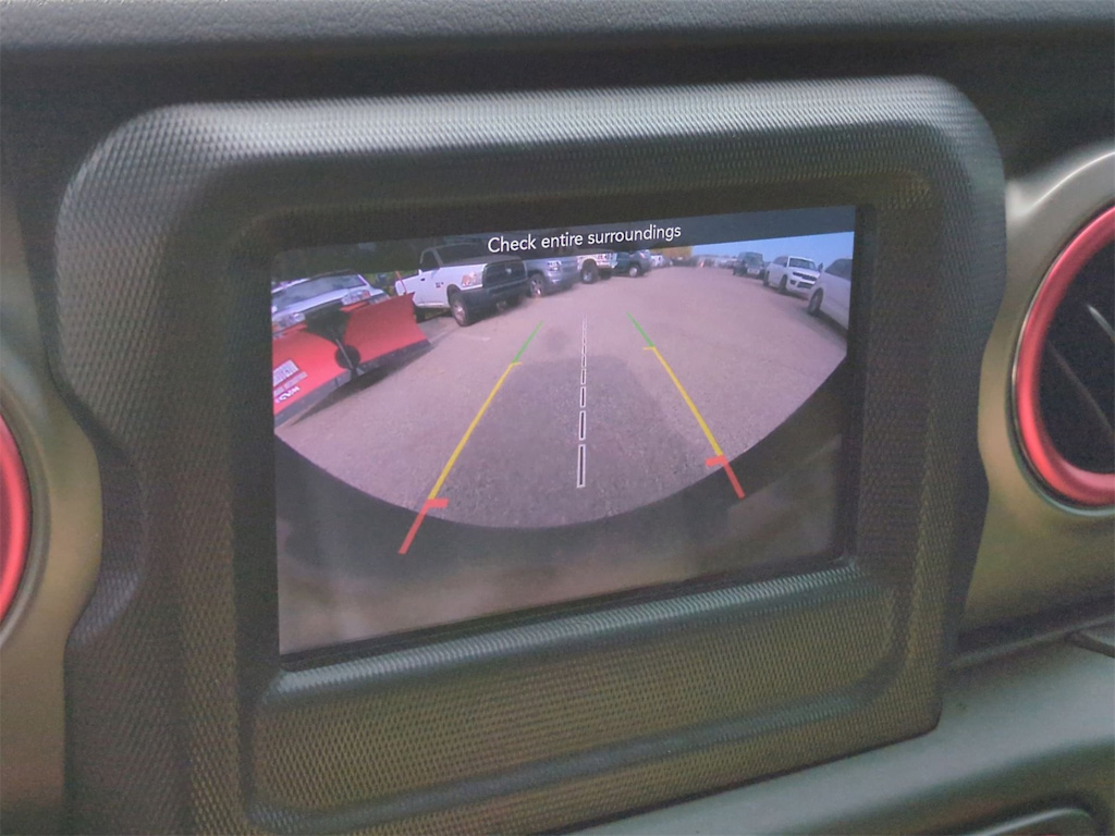 Thumbnail: 2018 Jeep Wrangler - 32