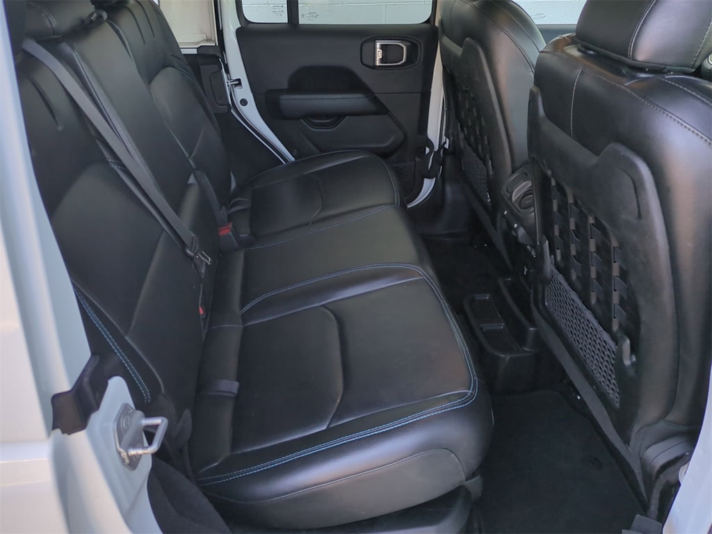 Thumbnail: 2022 Jeep Wrangler - 27