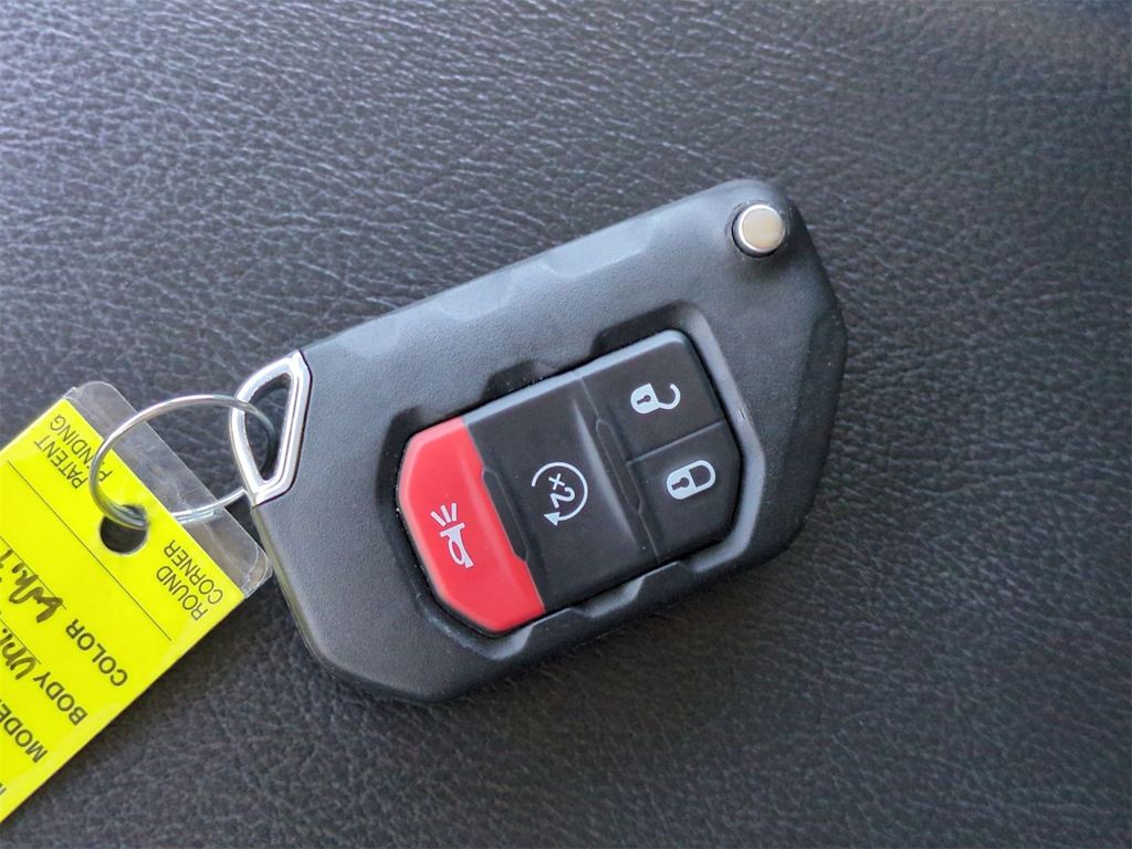 Thumbnail: 2022 Jeep Wrangler - 17