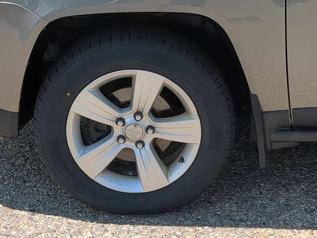 Thumbnail: 2013 Jeep Compass - 8