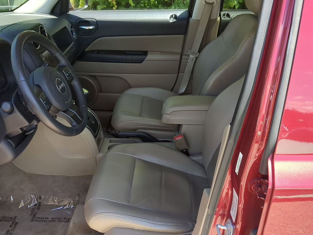 Thumbnail: 2015 Jeep Patriot - 10