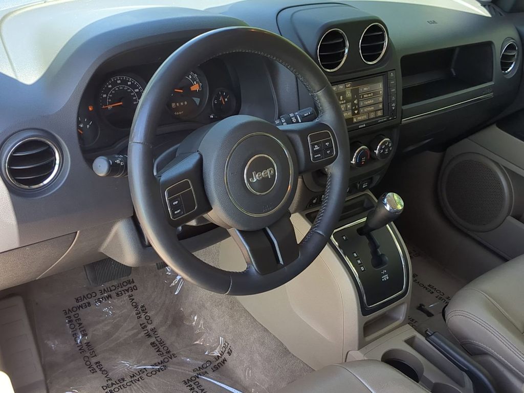 Thumbnail: 2015 Jeep Patriot - 2