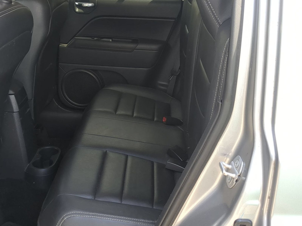 Thumbnail: 2015 Jeep Patriot - 11