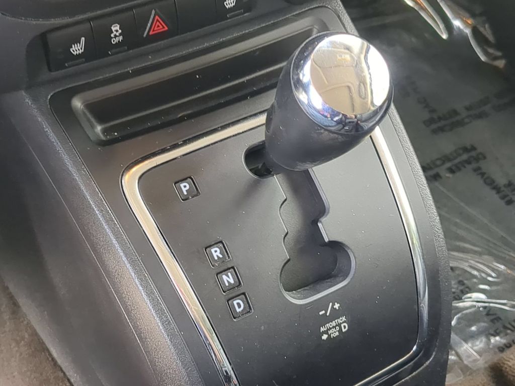 Thumbnail: 2015 Jeep Patriot - 31