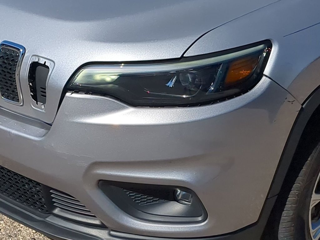Thumbnail: 2022 Jeep Cherokee - 23