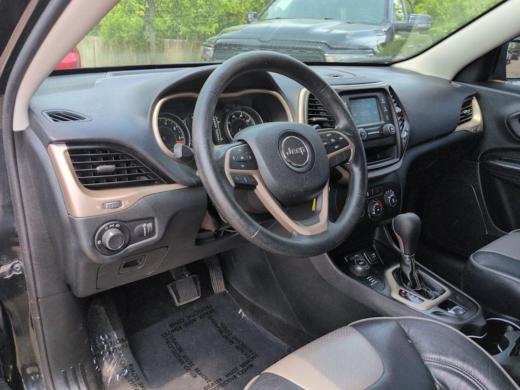 Thumbnail: 2015 Jeep Cherokee - 2