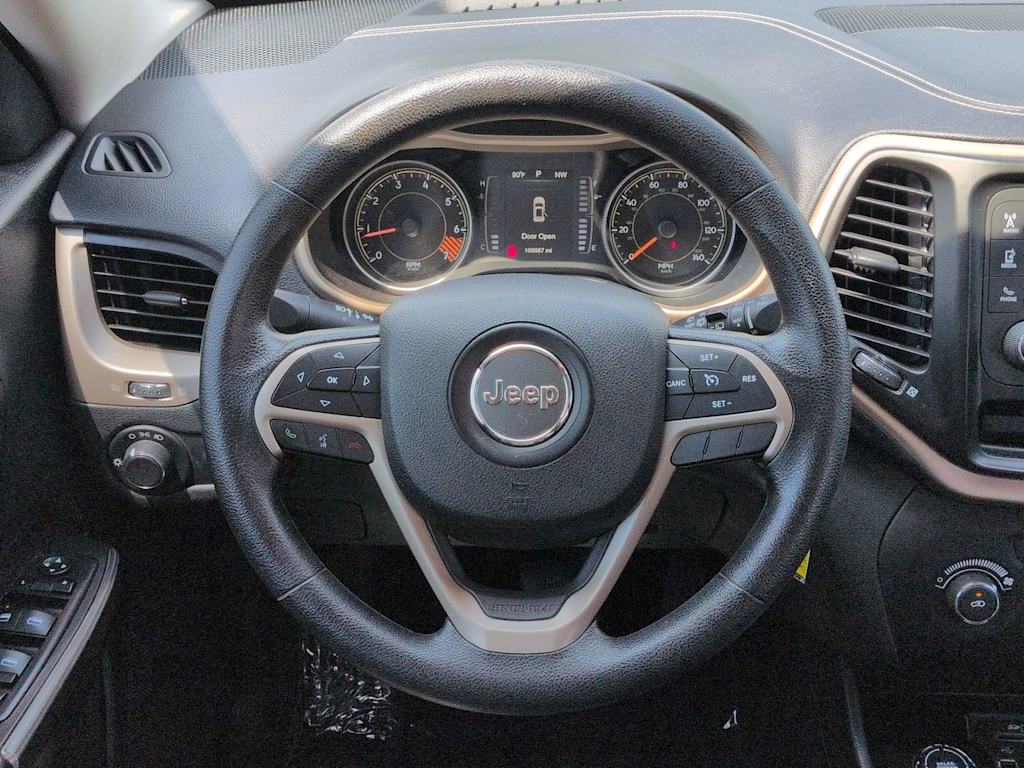 Thumbnail: 2015 Jeep Cherokee - 13