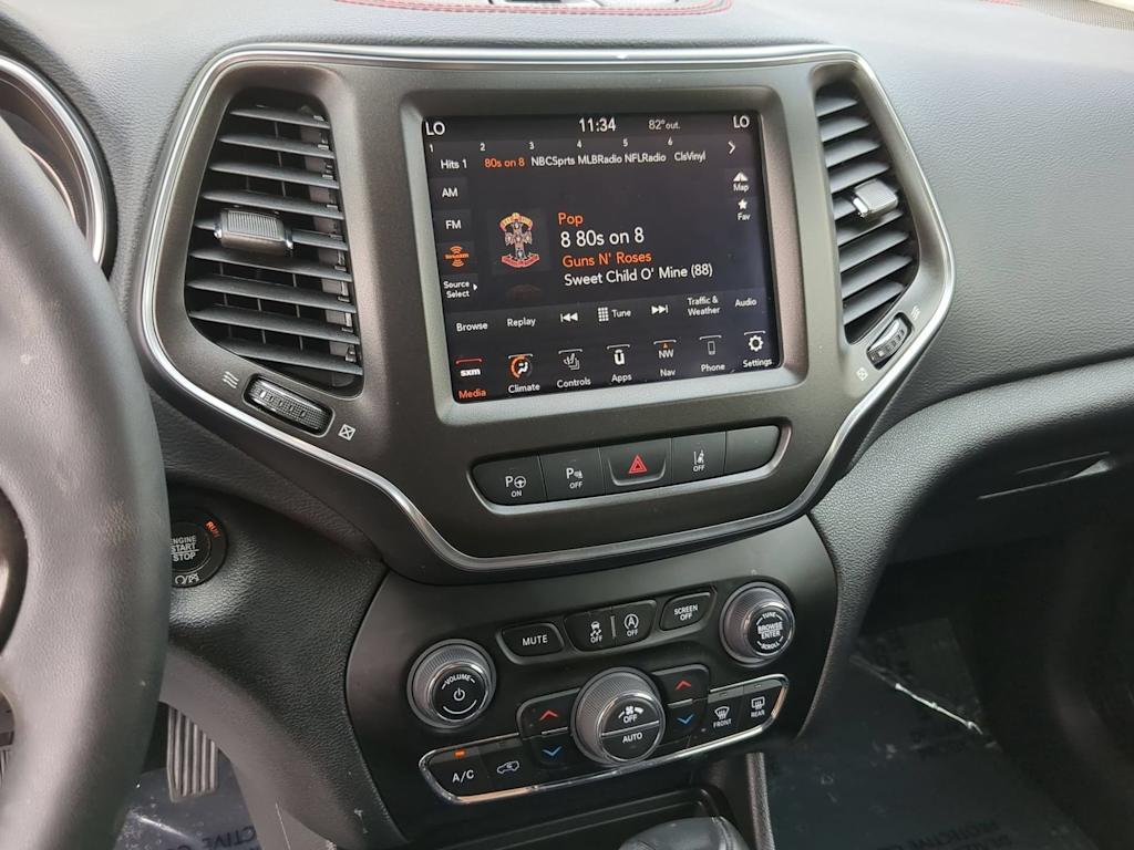 Thumbnail: 2023 Jeep Cherokee - 14