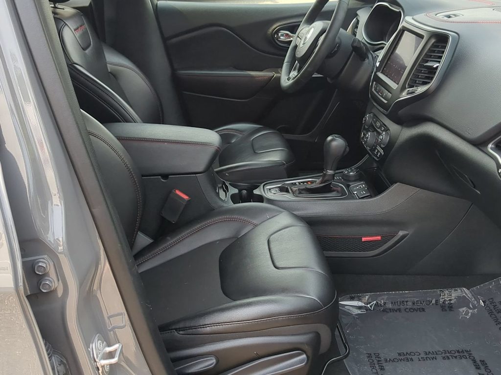 Thumbnail: 2023 Jeep Cherokee - 11