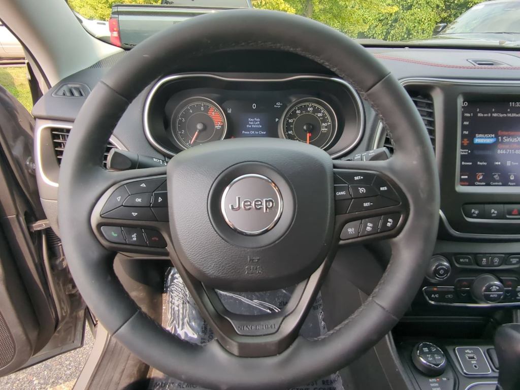 Thumbnail: 2023 Jeep Cherokee - 13