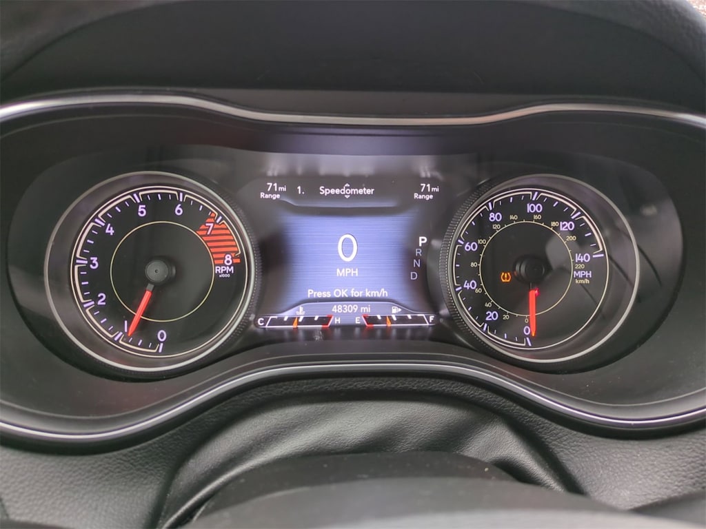 Thumbnail: 2020 Jeep Cherokee - 15