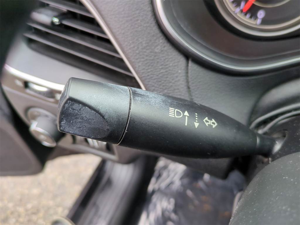 Thumbnail: 2020 Jeep Cherokee - 32