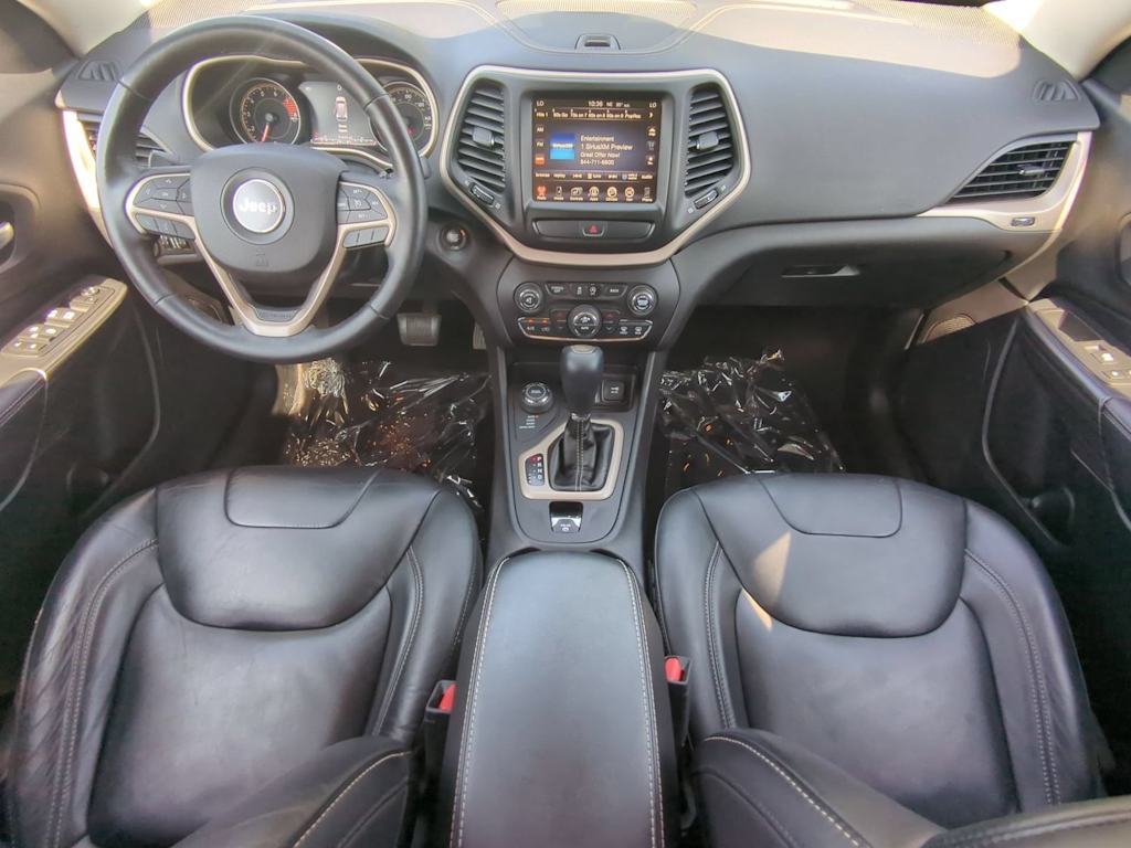 Thumbnail: 2017 Jeep Cherokee - 9