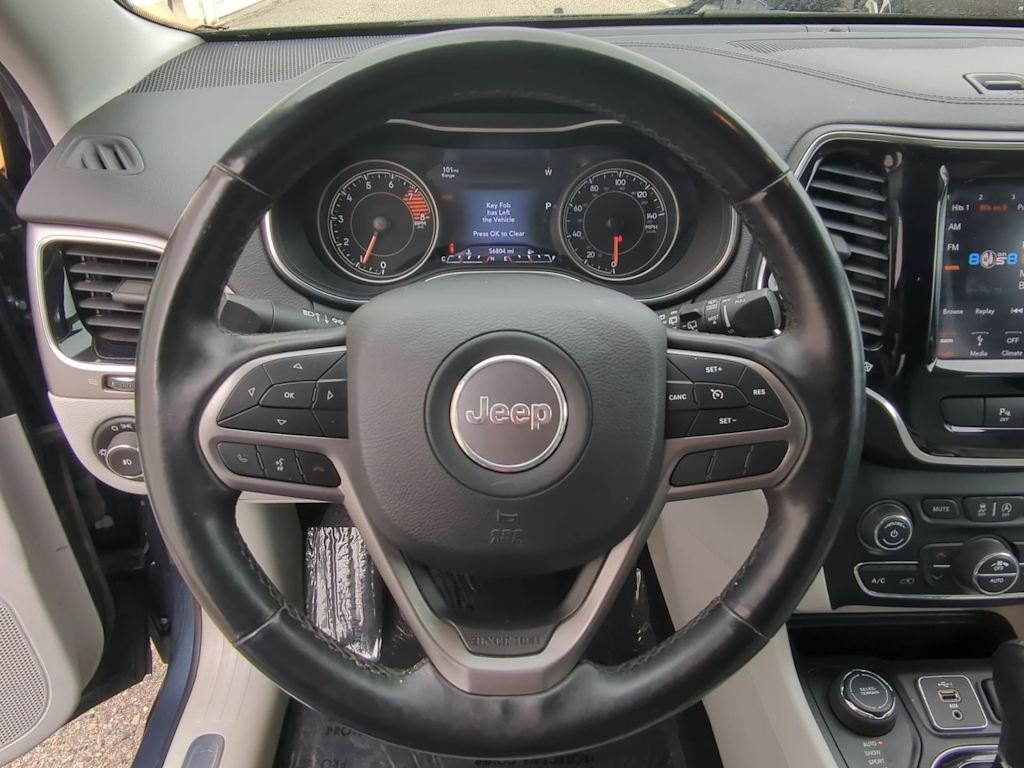 Thumbnail: 2019 Jeep Cherokee - 13