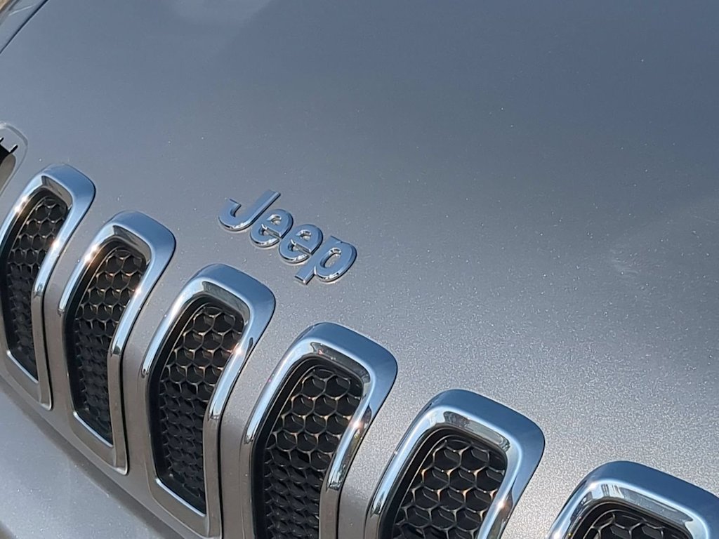 Thumbnail: 2017 Jeep Cherokee - 9