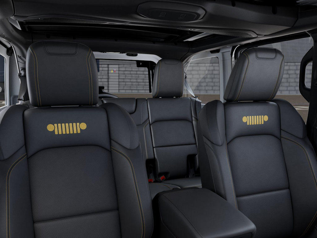 Thumbnail: 2026 Jeep Wrangler - 26