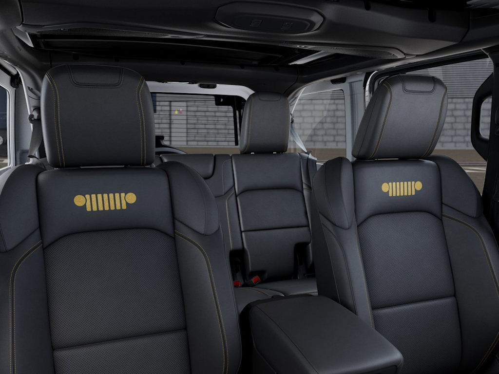 Thumbnail: 2026 Jeep Wrangler - 26