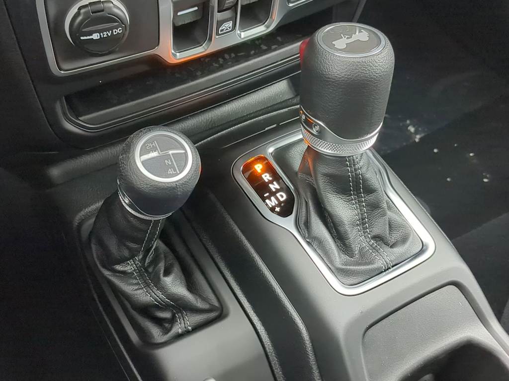 Thumbnail: 2026 Jeep Wrangler - 15
