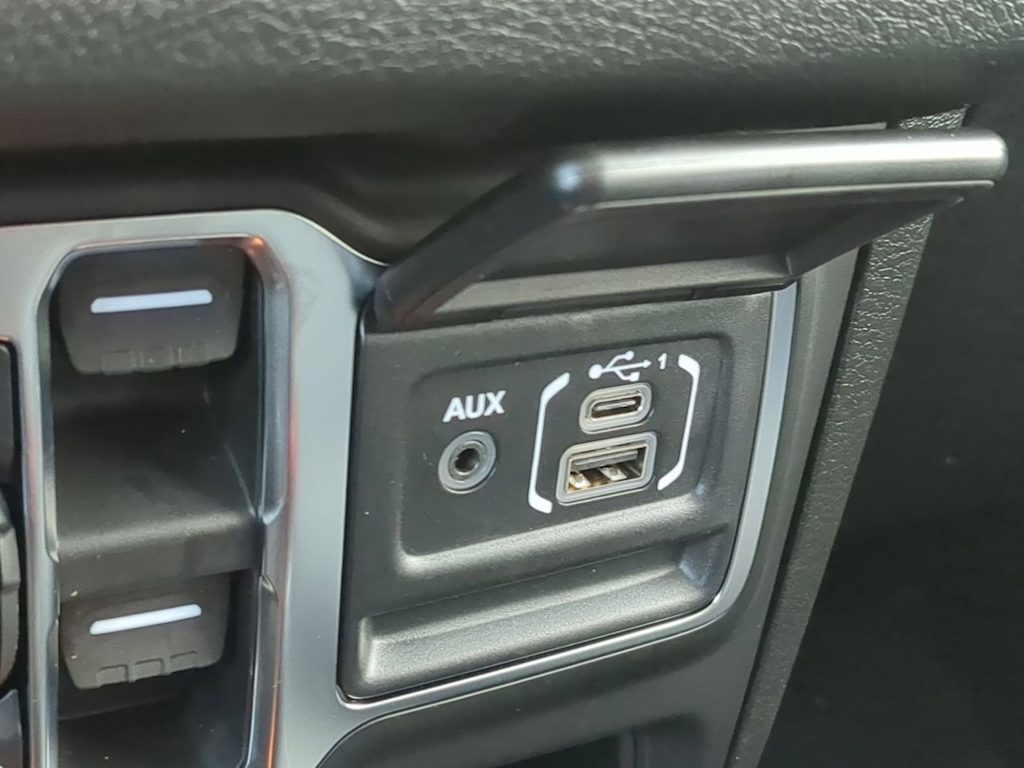 Thumbnail: 2026 Jeep Wrangler - 39