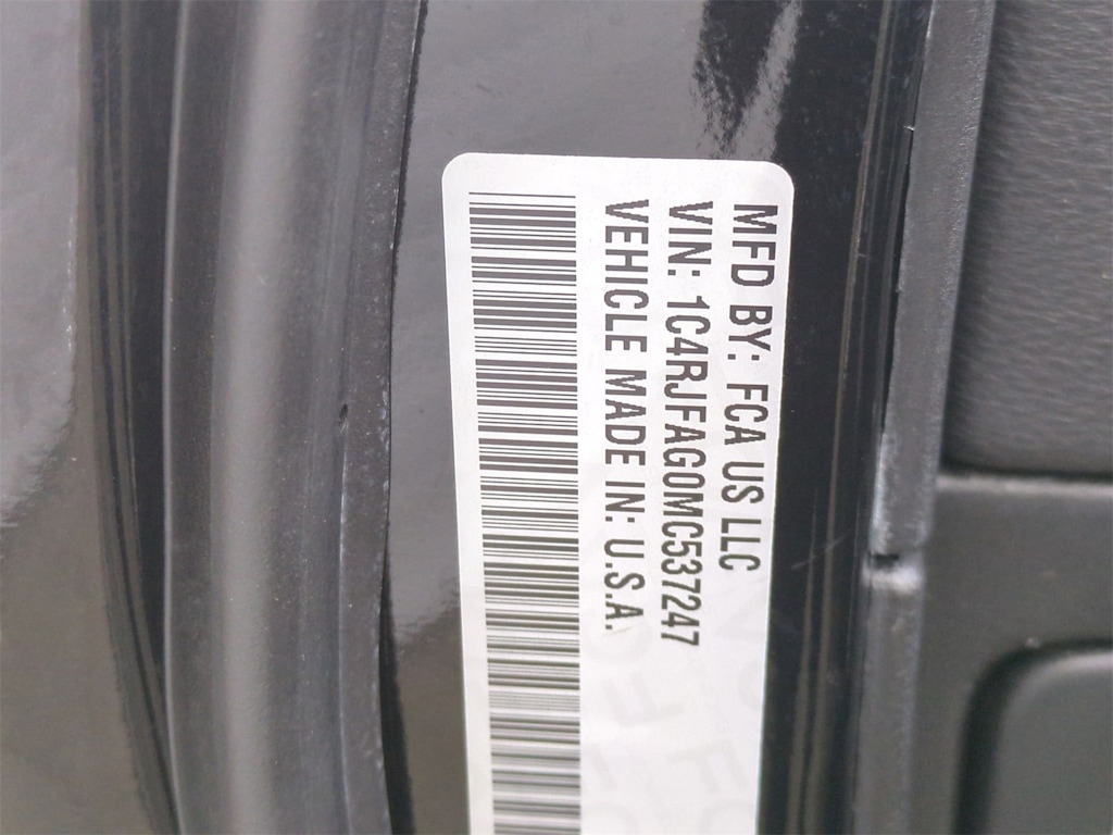 Thumbnail: 2021 Jeep Grand Cherokee - 18