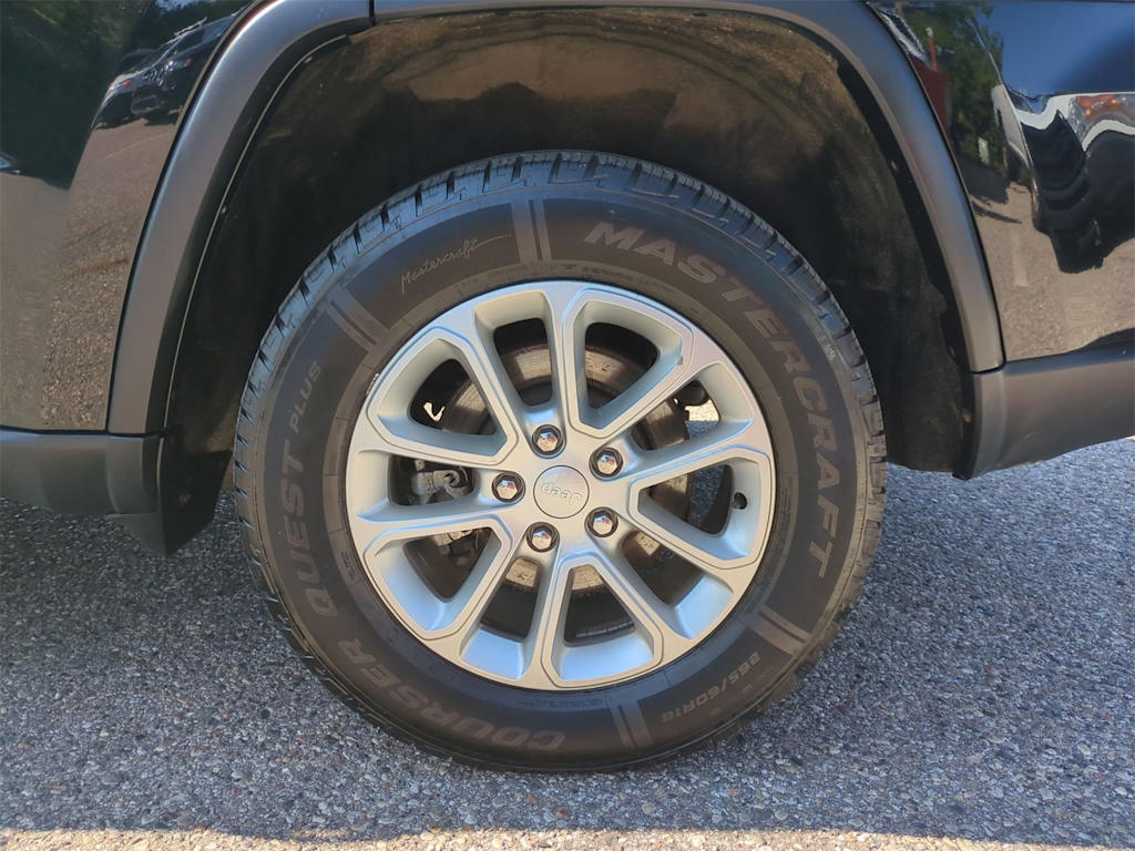 Thumbnail: 2021 Jeep Grand Cherokee - 25