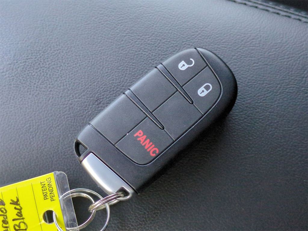 Thumbnail: 2021 Jeep Grand Cherokee - 35