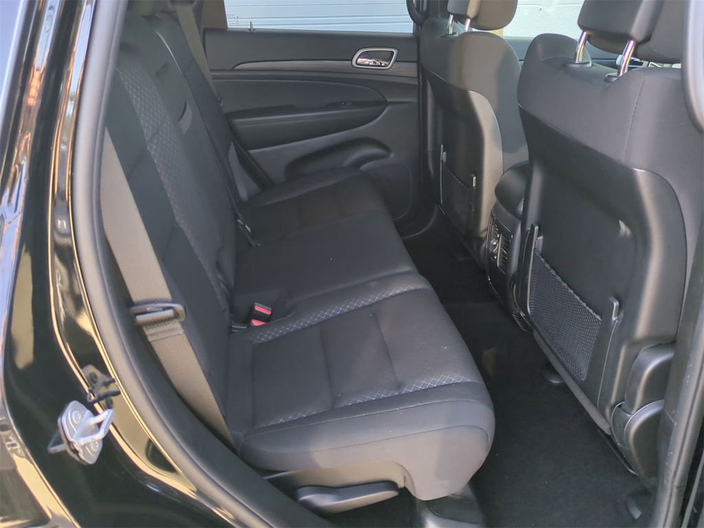 Thumbnail: 2021 Jeep Grand Cherokee - 28