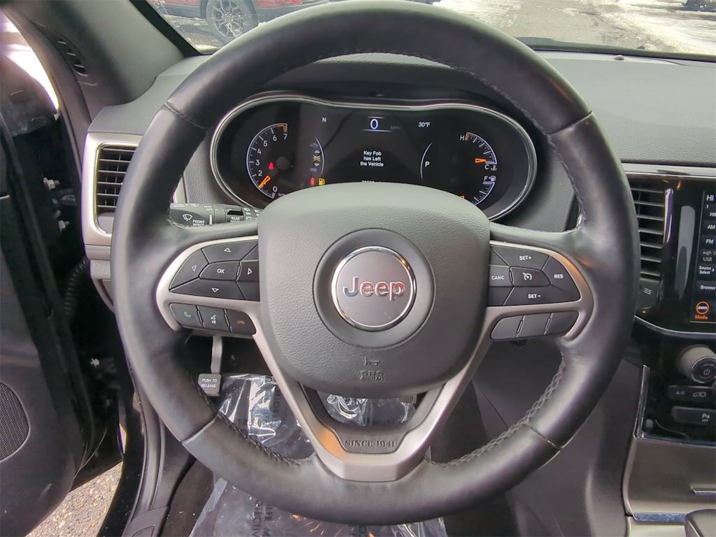 Thumbnail: 2022 Jeep Grand Cherokee - 13