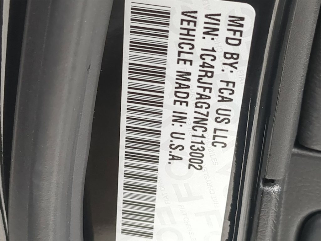 Thumbnail: 2022 Jeep Grand Cherokee - 19