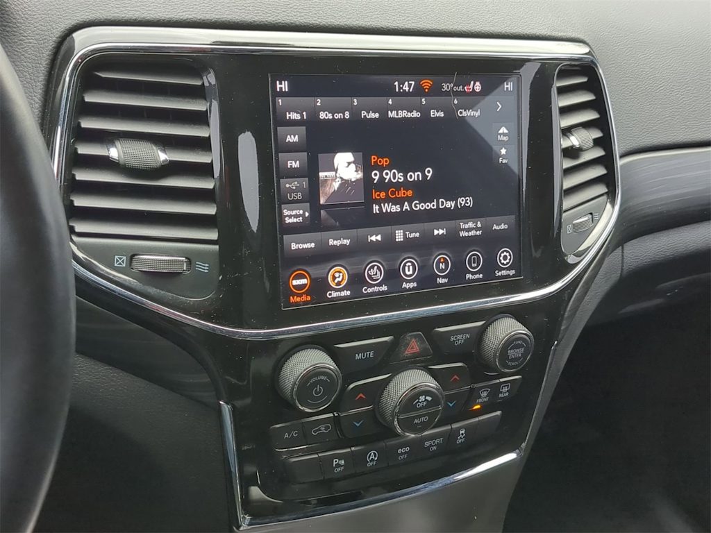 Thumbnail: 2022 Jeep Grand Cherokee - 14