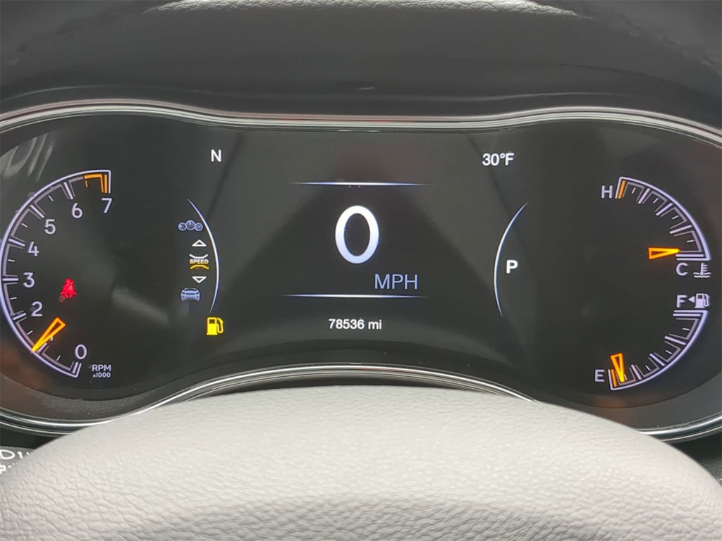 Thumbnail: 2022 Jeep Grand Cherokee - 40