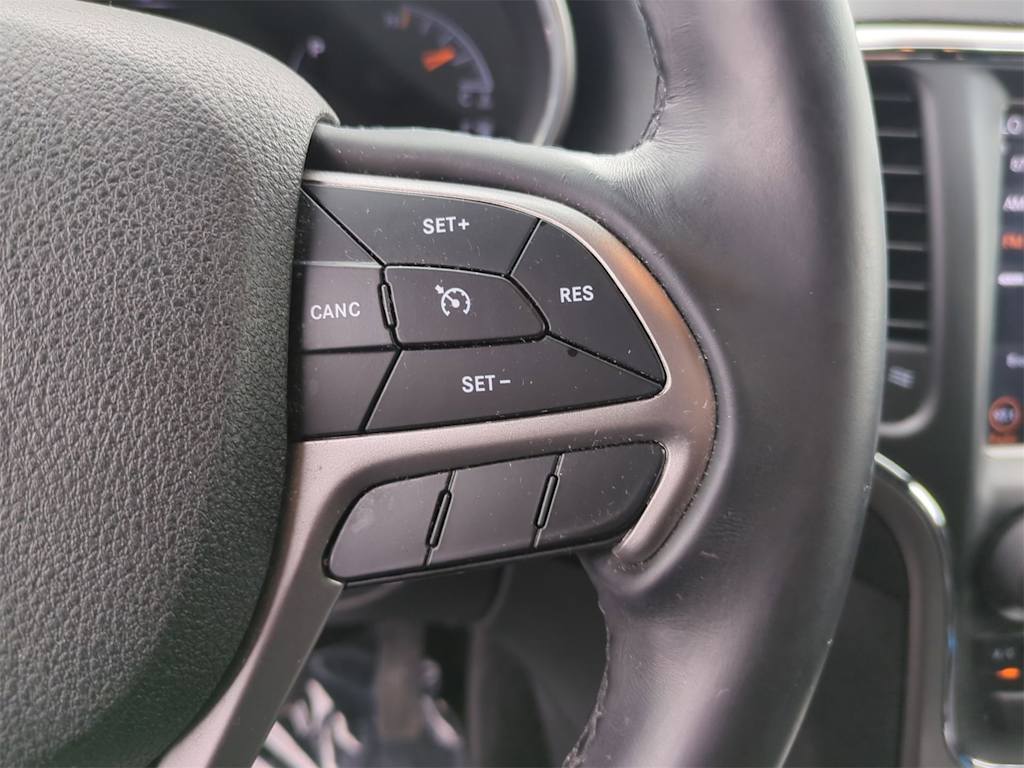 Thumbnail: 2018 Jeep Grand Cherokee - 29