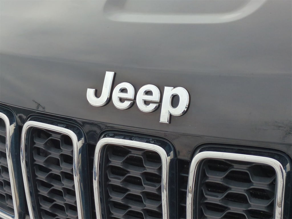 Thumbnail: 2018 Jeep Grand Cherokee - 7