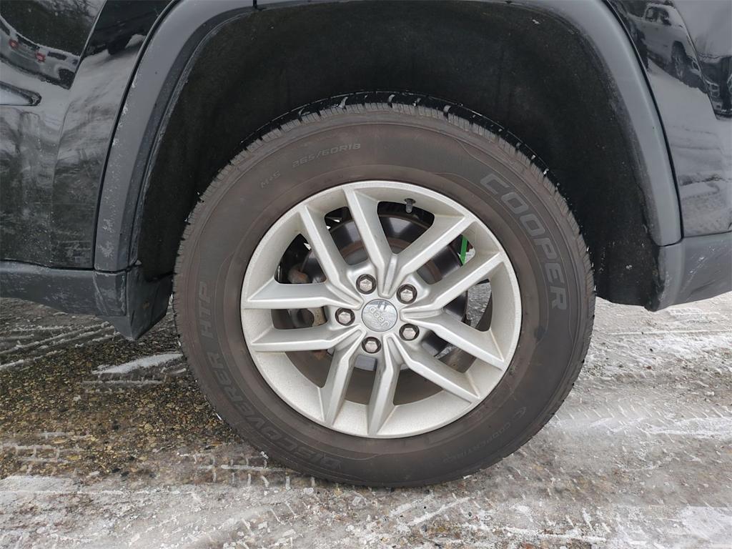 Thumbnail: 2018 Jeep Grand Cherokee - 8