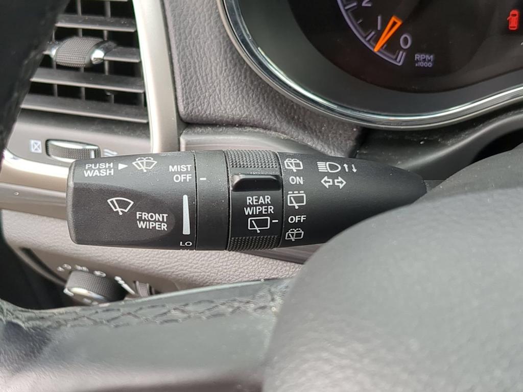 Thumbnail: 2020 Jeep Grand Cherokee - 30