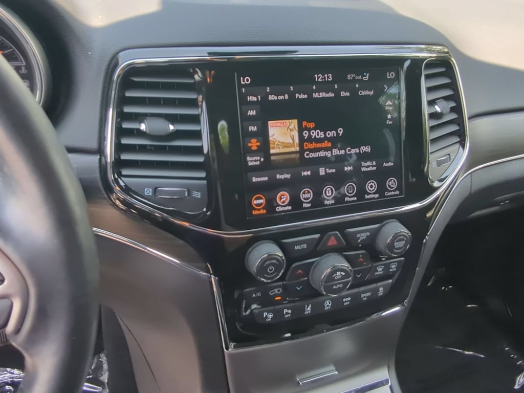 Thumbnail: 2021 Jeep Grand Cherokee - 14